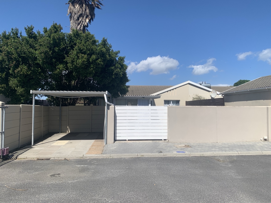 2 Bedroom Property for Sale in Table View Western Cape